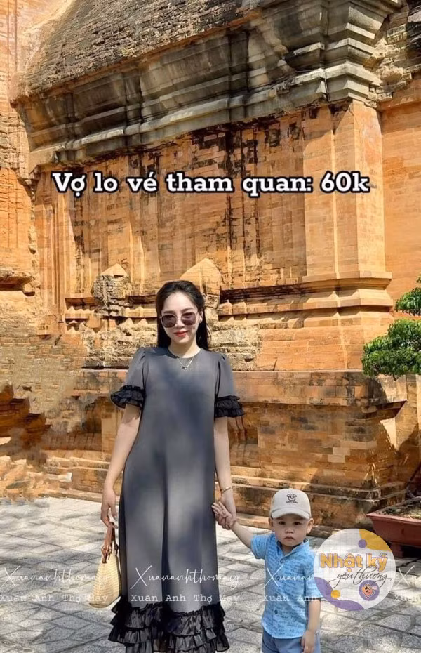 Còn vợ lo vé tham quan...60.000 đồng.