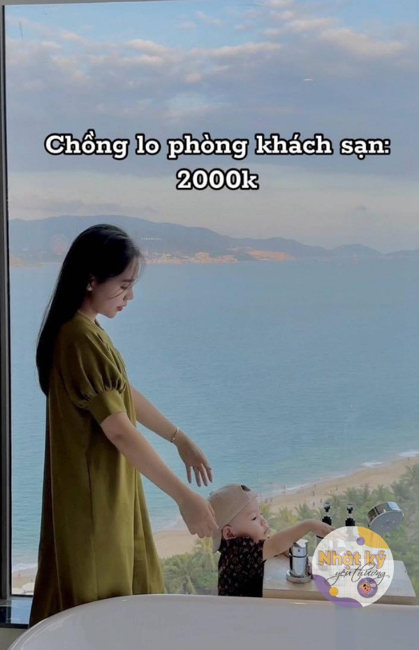 Chồng lo vé khách sạn 2 triệu...