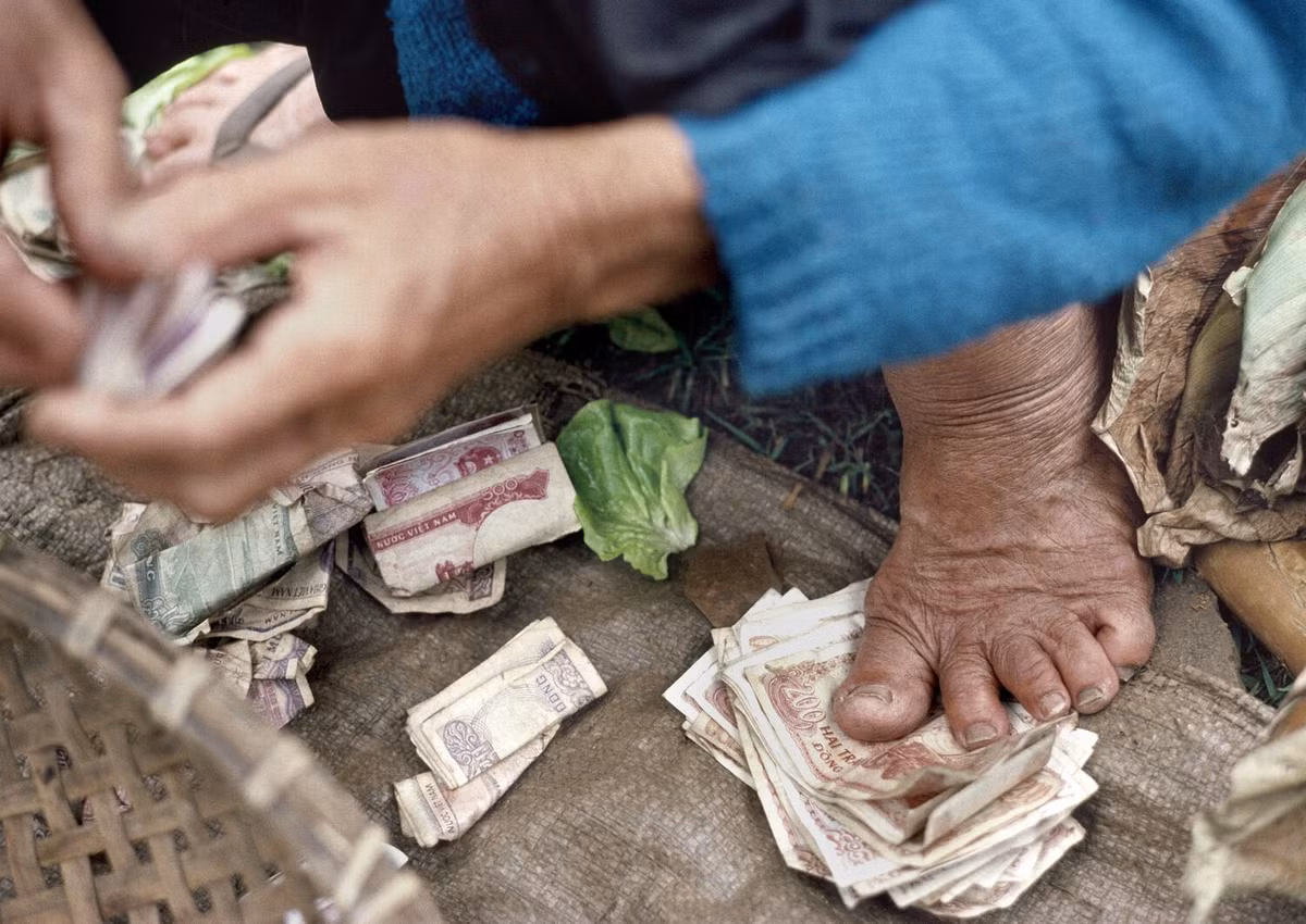 Khi mà những đồng tiền mệnh giá 200, 500 vẫn còn cực kỳ có giá trị.