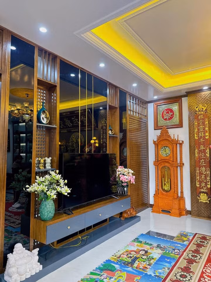 Căn nhà dành tặng ba mẹ chồng được hoàn thiện cuối năm 2023, tổng chi phí gần 3 tỷ đồng.