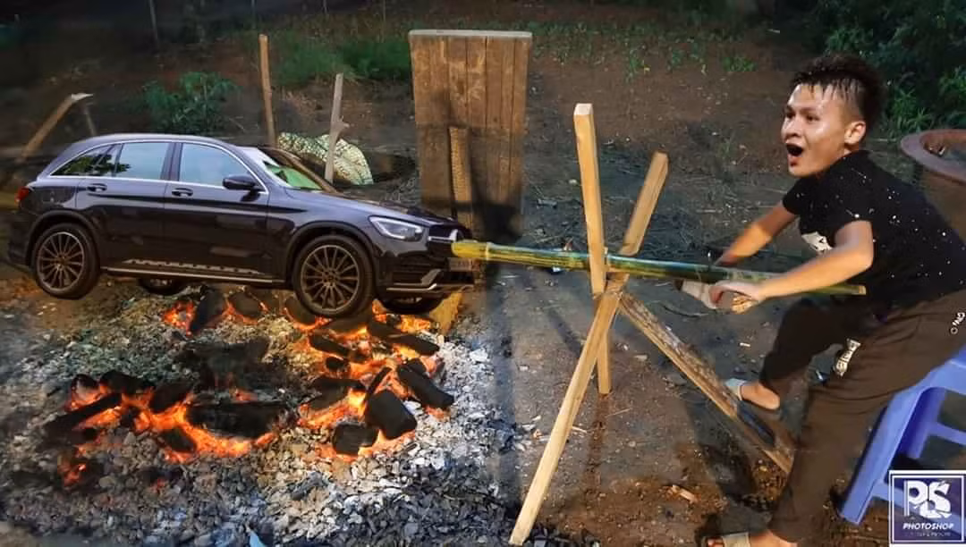 Cách đây không lâu, Quang Hải đã sắm một chiếc xe sang trị giá 2,4 triệu đồng. Xe chưa kịp đi nóng máy, anh đã liên tục phải quay xe là câu nói đùa trên mạng của nhiều người.