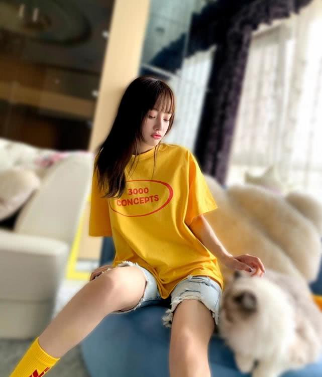 Thật khó tin khi biết rằng Lý Tiểu Lộ đã sắp 40 tuổi