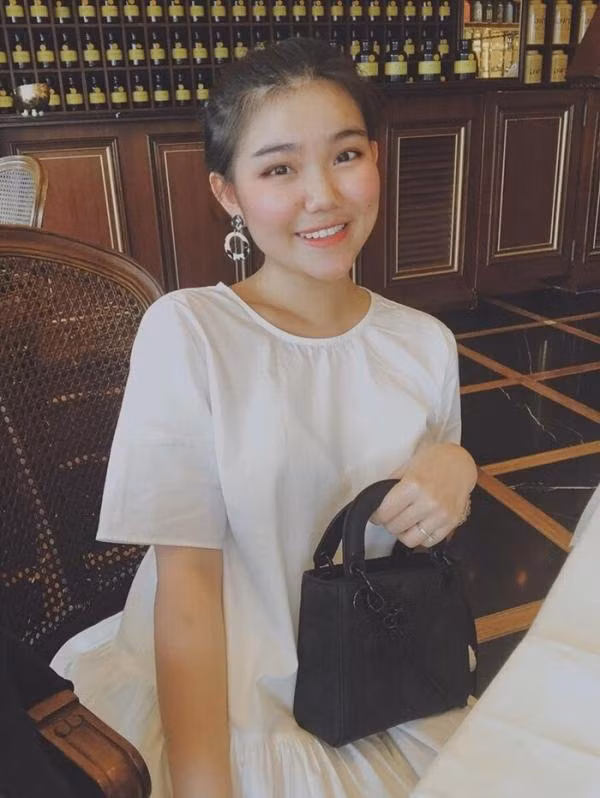 "Rich kid" hiện đang sở hữ trang cá nhân với hơn 20.000 lượt theo dõi.