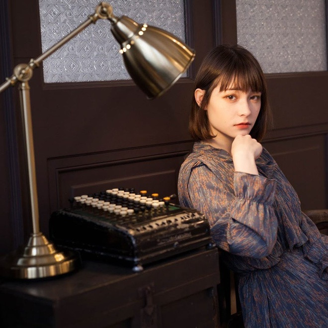 Đài Loan là một đất nước nổi tiếng có nhiều gái xinh, Phoebe (tên thật Chen Yan, 20 tuổi) là một ví dụ điển hình cho điều đó. Cô nàng hiện đang là hot girl Đài Loan được dân mạng yêu mến và nhiều nhãn hàng để mắt.