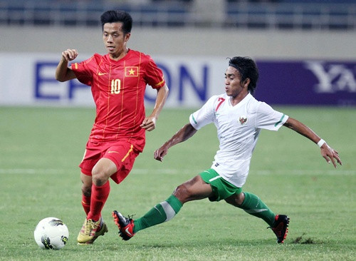 Tại giải đấu đó, Văn Quyết thi đấu khá năng nổ và ghi được 5 bàn thắng cho đội tuyển Việt Nam, trong đó có một cú hat-trick vào lưới đội tuyển U23 Brunei, được xếp vào Top 10 hat-trick nhanh nhất thế giới.