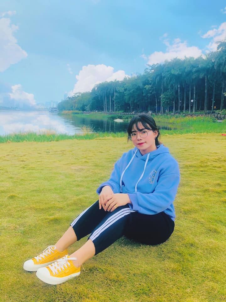 Nói về cái duyên đến với cử tạ chuyên nghiệp, Hồng Thanh cho hay: "Người ta thường nói là nghề chọn người, chứ người không chọn nghề mà, nên em hoàn toàn không biết mình có năng khiếu và tình yêu với môn cử tạ nếu không được phát hiện và phát triển đúng hướng. Chú của em là người đầu tiên biết khả năng của em".