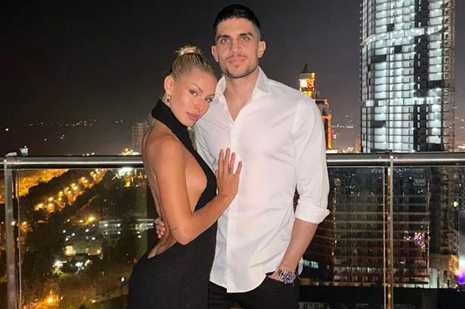 Nhan sac “my nhan tha rong” cap ke cung cuu sao Barca