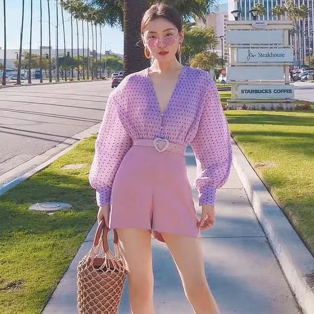 Mua hang online, chi em nhan cai ket “gian tim nguoi“