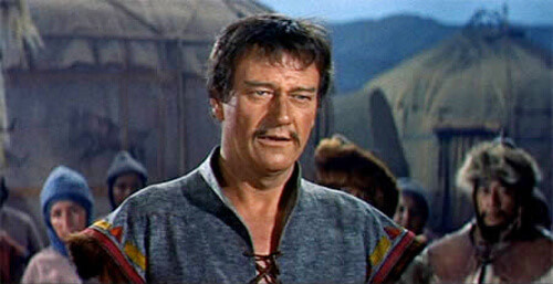  The Conqueror: Ngoài việc thất bại về mặt nội dung và nghệ thuật, The Conqueror đã gây tranh cãi về việc khiến 91 thành viên trong đoàn làm phim bị ung thư vào đầu thập niên 1980, 46 người trong số đó đã qua đời, bao gồm cả những ngôi sao như John Wayne, Susan Hayward, Agnes Moorehead và đạo diễn Dick Powell. Nguyên nhân của sự việc này không được làm rõ nhưng nhiều người cho rằng các thành viên của đoàn làm phim đã bị nhiễm phóng xạ khi quay ở sa mạc Utah. Địa điểm này nằm trong khu vực đón gió trực tiếp thổi từ bãi thử hạt nhân của chính phủ Mỹ. 11 vụ nổ vào năm 1953, một năm trước khi The Conqueror bắt đầu sản xuất.