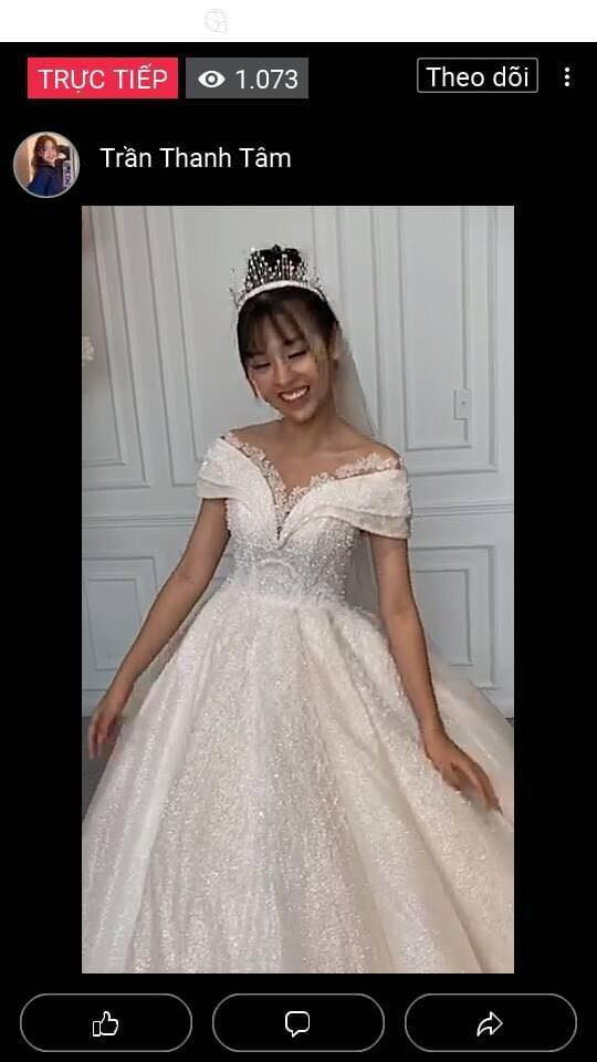 So với ảnh đã qua chỉnh sửa, Thanh Tâm thực sự không hề trắng trẻo và xinh đẹp như vậy.