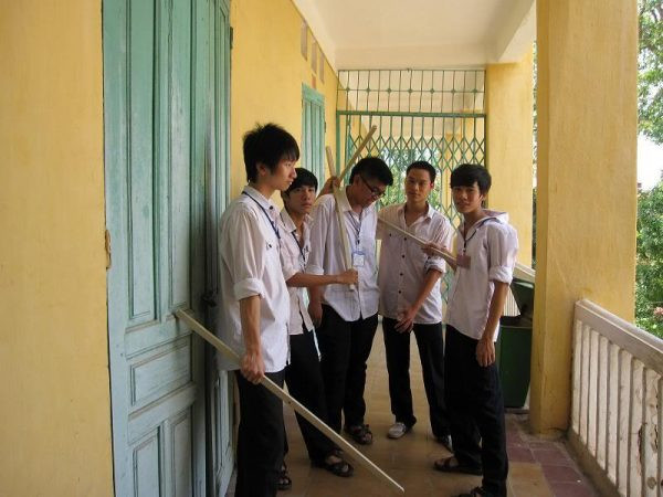 Anh em Trung Anh, Việt Anh cho biết trong tương lai rất muốn được hợp tác với Sơn Tùng MTP và Đen Vâu vì rất hâm mộ hai nam ca sĩ này.