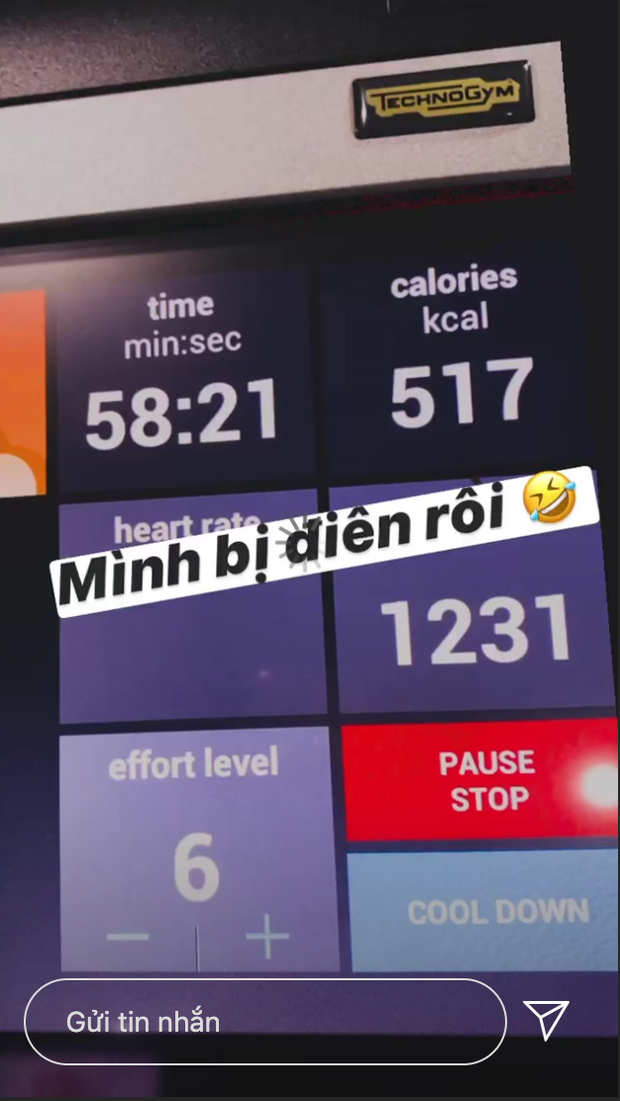 Thậm chí, có lúc cô phải thốt lên "Minh điên rồi" vì tập luyện chăm chỉ quá mức cho phép.