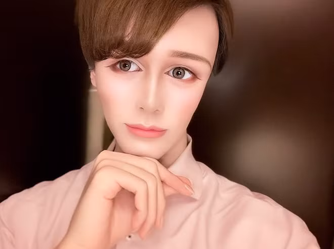 Nhiều khán giả cho rằng khuôn mặt của Matt quá đáng sợ, giống hệt như trong phim hoạt hình với đôi mắt cực kỳ vô hồn và thiếu sức sống.