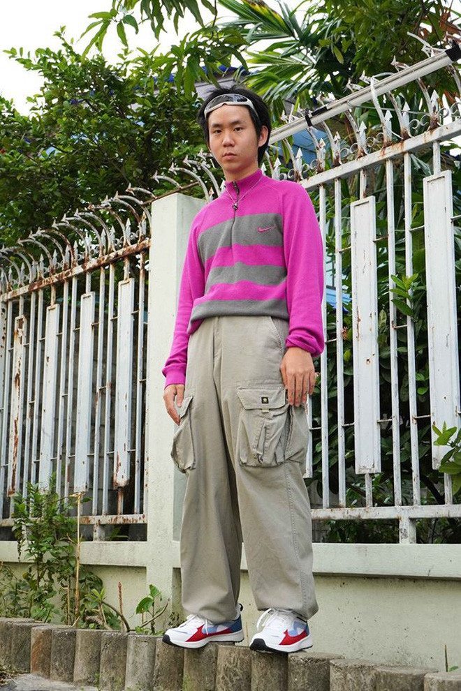 "Thánh lầy" mới nổi có tên là North Sanhanut, đến từ Bangkok (Thái Lan). Anh chàng tốt nghiệp khoa Nghệ thuật trang trí, trường đại học Silpakorn.