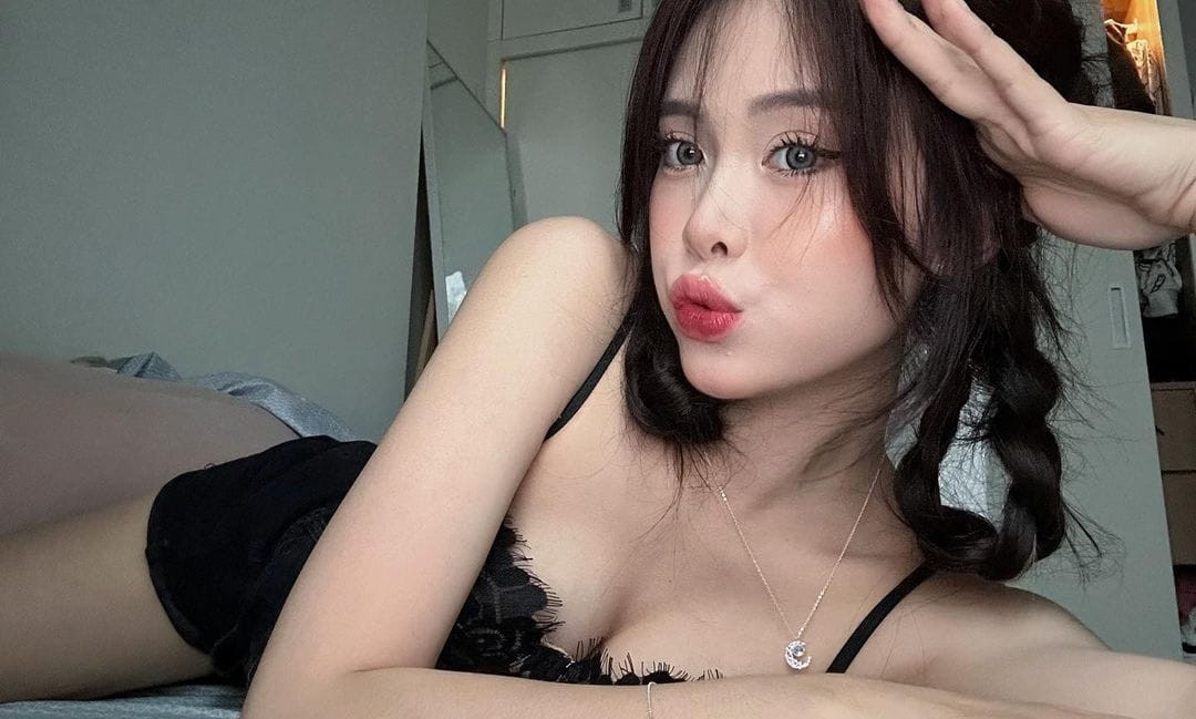 Pha cosplay nhận được vô số lời khen từ cộng đồng mạng mà còn được chia sẻ rộng rãi trên các diễn đàn game và mạng xã hội.