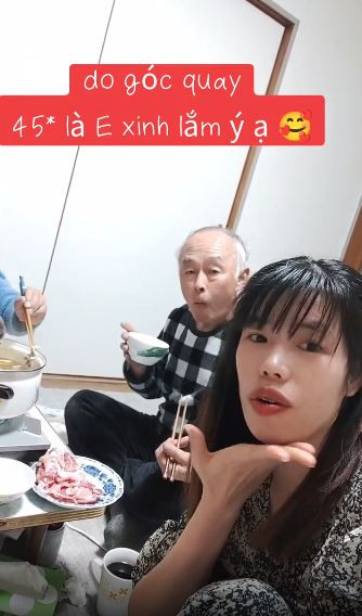 Theo chia sẻ, cô gái Nguyễn Mai đã có 2 con trai. Hiện tại cô cùng 1 cậu con riêng sống cùng với chồng ở Nhật. Con trai và chồng cô vô cùng hòa thuận theo lời kể của nữ Titoker.