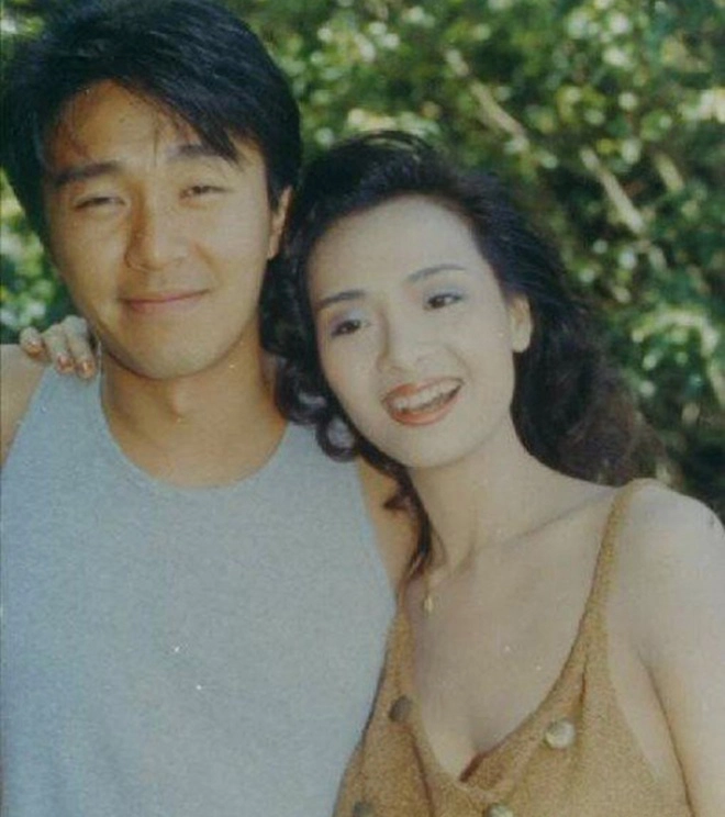 Cô sở hữu nhan sắc xinh đẹp cùng vòng 1 khiến nhiều người ngưỡng mộ. Biết được lợi thế cơ thể là điều đưa lại sự nổi tiếng, Diệp Tử My từng chi 6 tỷ để mua bảo hiểm cho vòng 1.