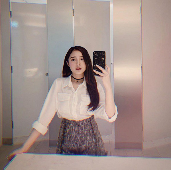 Từ cách diện đồ đầy khéo léo của Phương Thảo, các nàng "nấm lùn" cũng có thể rút ra cho mình nhiều công thức phối đồ phù hợp để che đi nhược điểm của vóc dáng.