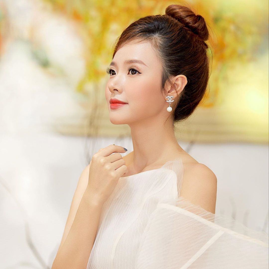 Trang cá nhân của Midu hiện sở hữu hơn 700.000 lượt theo dõi.