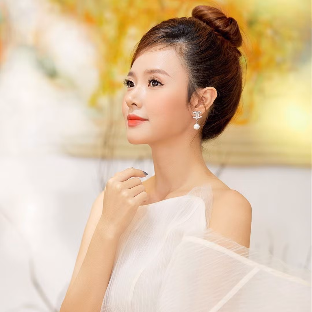 Trang cá nhân của Midu hiện sở hữu hơn 700.000 lượt theo dõi.