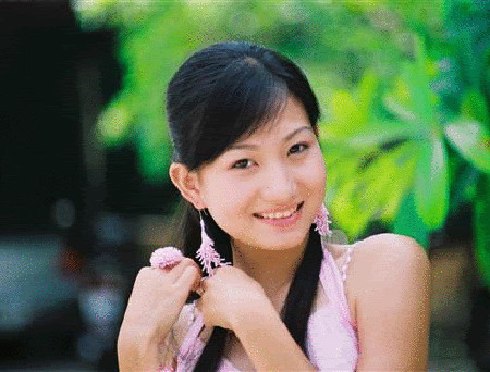 Tuy đóng vai phản diện nhưng Thanh Huyền vẫn được khán giả yêu mến bởi gương mặt đẹp sắc sảo. 