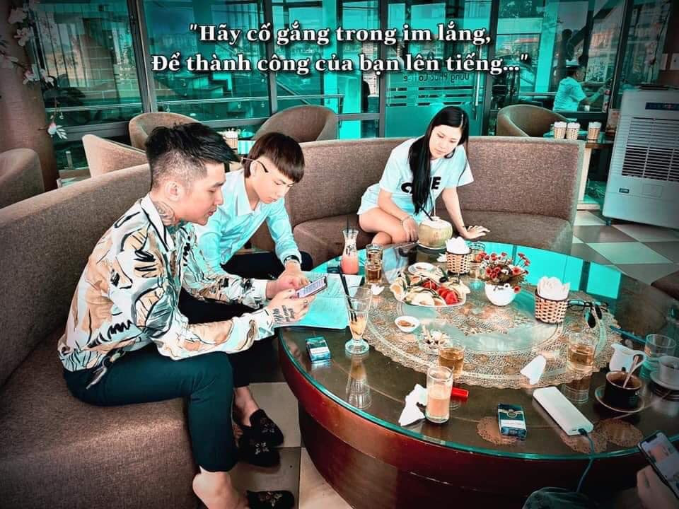 Tuy nhiên đến khi hot boy chuyên "giảng giải đạo lý" bị bắt, dân mạng chỉ biết lắc đầu ngán ngẩm.