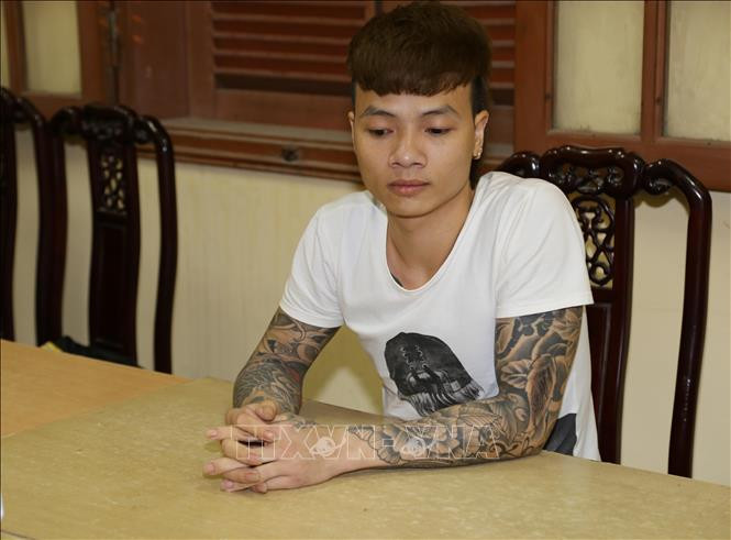 Thế nhưng cuối cùng, Khá Bảnh lại là giang hồ mạng bị bắt giữ vì sử dụng ma túy, tổ chức đánh bạc với số tiền lên đến cả trăm triệu đồng.