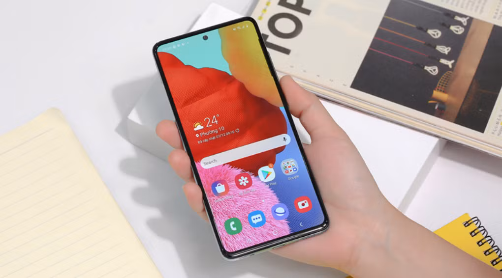 Nhung mau dien thoai duoi 10 trieu tang Valentine, nang nao nhan duoc cung xieu long