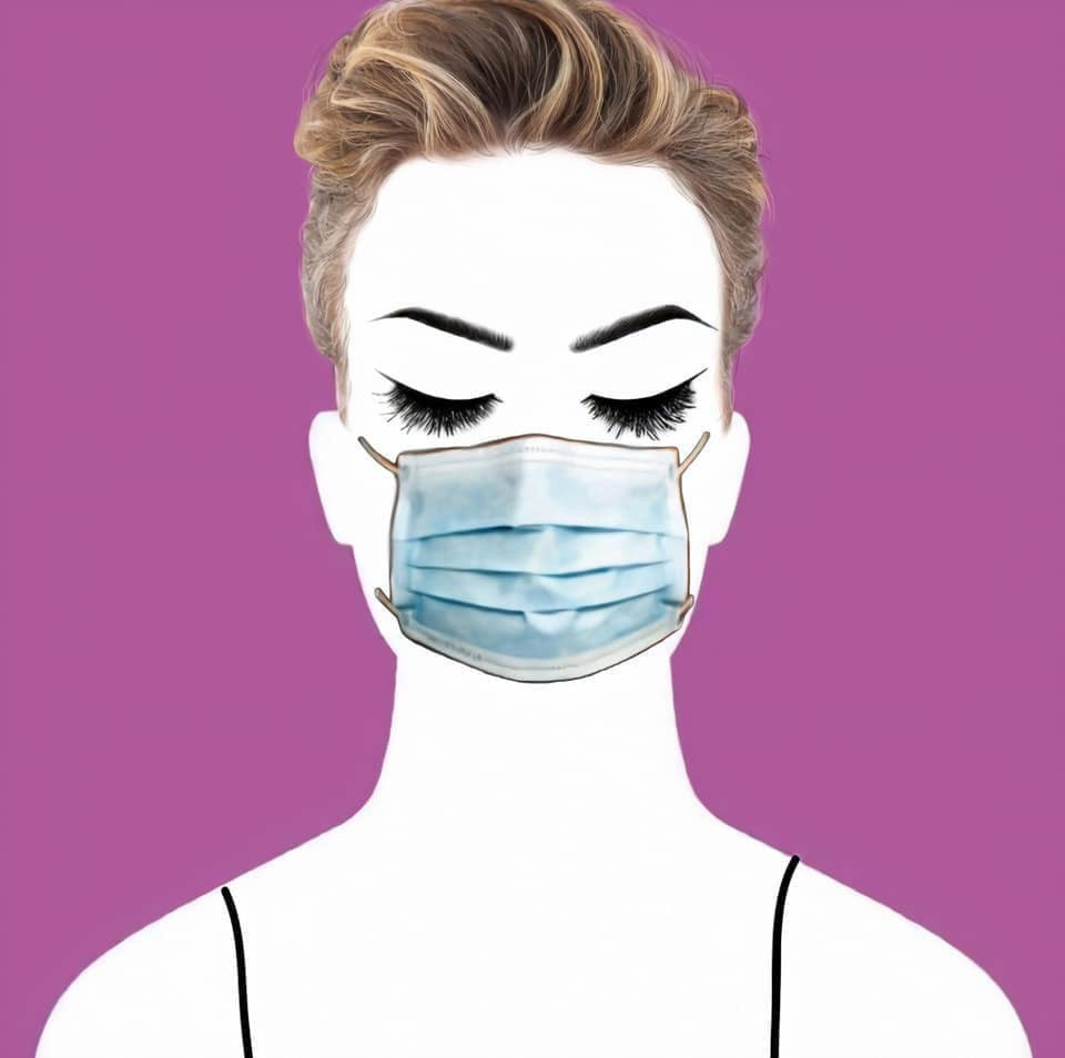 Thậm chí, nhiều người còn tự phác họa bản thân bằng cách ghép mắt, mũi, tóc, áo, và đương nhiên không thể quên khẩu trang giữa mùa dịch bệnh.