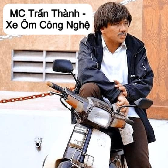 "Tưởng phải xe ôm truyền thống chứ công nghệ vẫn giàu lắm", "Chú Thành cho con book một chuyến đi chú" - Dân mạng hùa nhau trêu Trấn Thành trong bức hình BB Trần đăng tải.