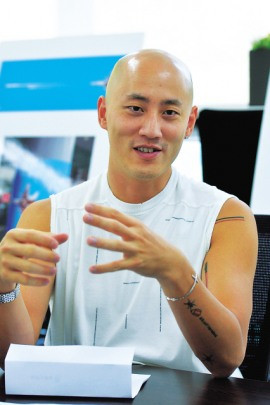 Tháng 12/2018, các trang báo Hàn Quốc đưa tin Park Seo-won kết hôn với người dẫn chương trình của đài JTBC là Jo Soo Ae tại một khách sạn ở Seoul. Trước đó, anh đã có một con gái với vợ đầu tiên.