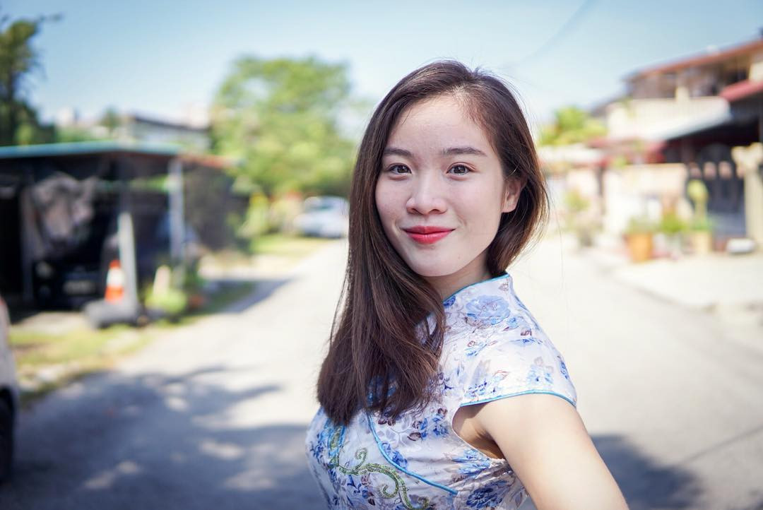 Jasmine Lai Pui Yee (SN 1995) là nữ VĐV nhảy cầu của đoàn thể thao Malaysia đến Philippines tham dự SEA Games 2019. Cô nàng sở hữu nhan sắc cực kỳ xinh đẹp, nước da trắng ngần và phong thái tự tin.