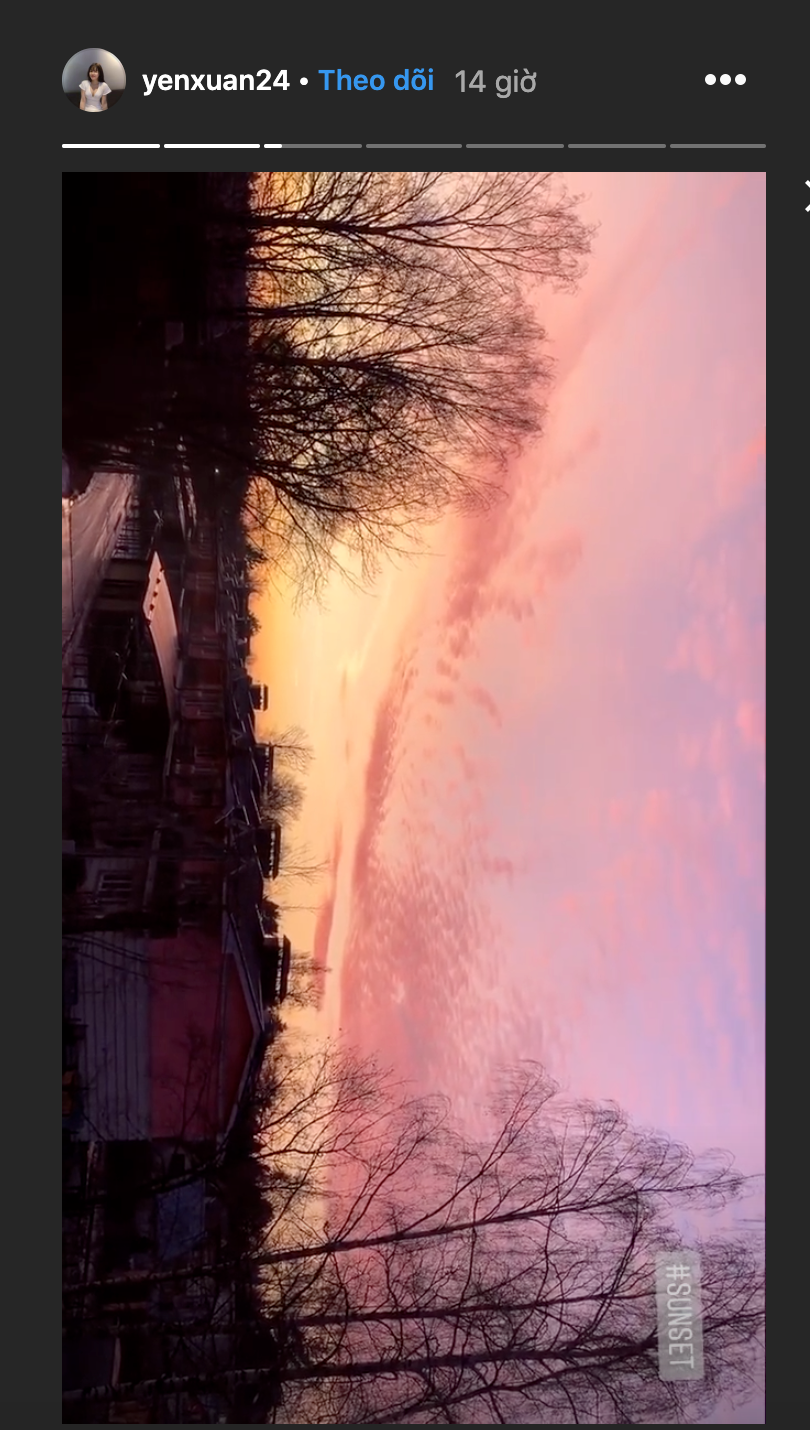 "Hot girl phòng tập" thậm chí còn khoe rất nhiều khoảnh khắc mặt trời lặn tại Nga trong khi đi chơi cùng gia đình chồng tương lai.