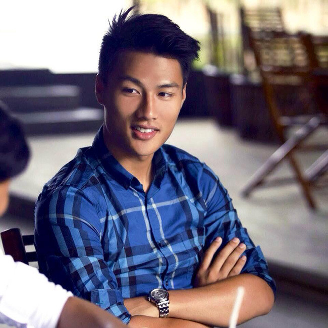 Thế nhưng, chuyện tình giữa anh cùng bạn gái Ly Kute khi ấy đã ảnh hưởng không nhỏ tới sự nghiệp của Hồng Quân.