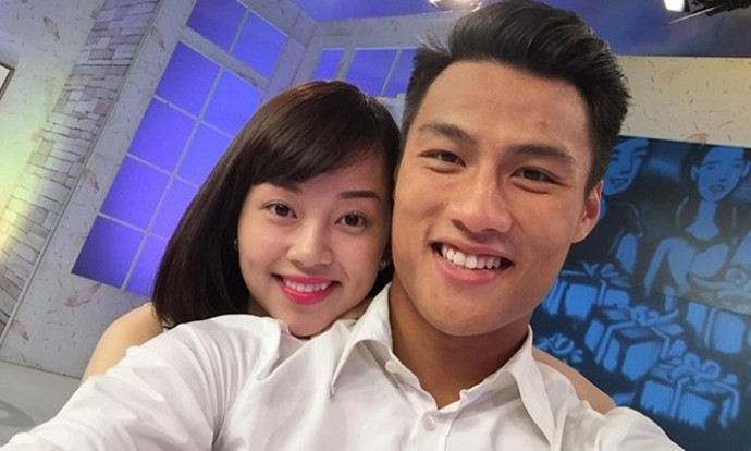 Sự việc anh chia tay bạn gái Ly Kute và có những phát ngôn lạnh lùng khi cô đang mang thai 4 tháng đã nhận không ít chỉ trích dữ dội. Thậm chí không tí dân mạng còn gọi anh "Sở khanh".