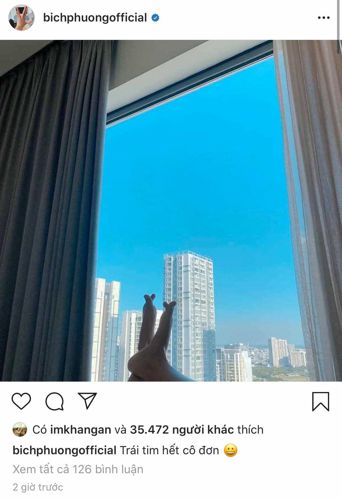 Một bàn chân là trái tim cô đơn nhưng hai bàn chân thì trái tim hết cô đơn rồi.