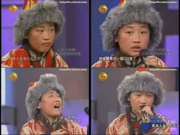 Thế nhưng, sự thật về giọng ca trong trẻo gây xúc động được phát trên sóng truyền hình kia lại không phải là của cậu. Giọng ca của Uudam đã bị ban tổ chức chương trình thay thế bằng giọng ca của một ca sĩ nhí khác. Tiếng hát khi ấy thuộc về cậu bé 14 tuổi Ba Đặc Nhĩ.