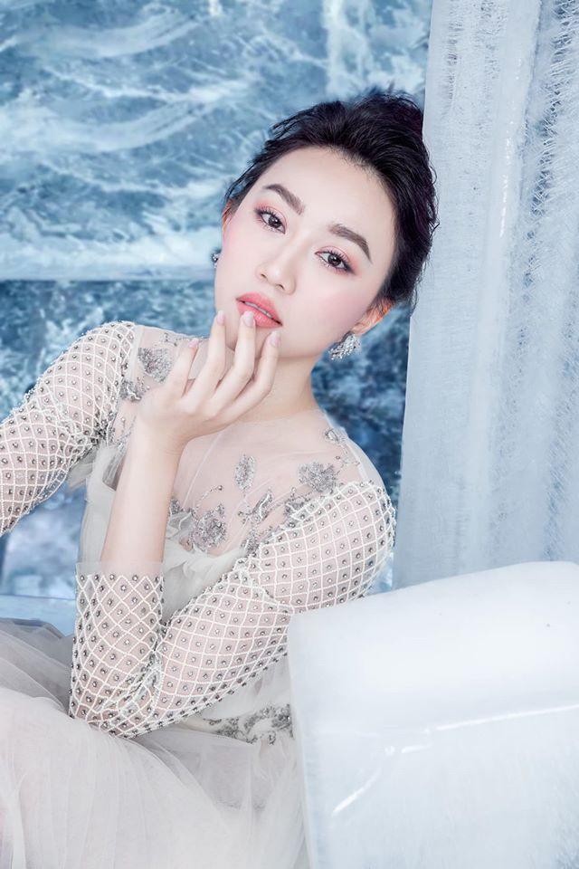 Ngược lại, diễn viên Huỳnh Hồng Loan lại không có bất kỳ động thái nào cho thấy cặp đôi đã rạn nứt.