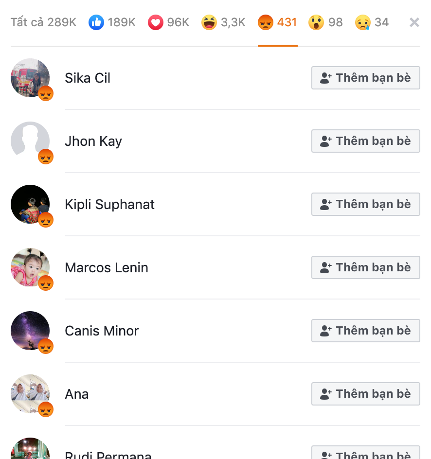 Cay cú vì để tuột mấy HCV khi đã ở rất gần, rất nhiều cổ động viên Indonesia kéo vào trang cá nhân của Văn Hậu làm loạn. Không chỉ bày tỏ cảm xúc tức giận trong bài viết, nhiều người có những từ ngữ không hay nói về cầu thủ Việt Nam.