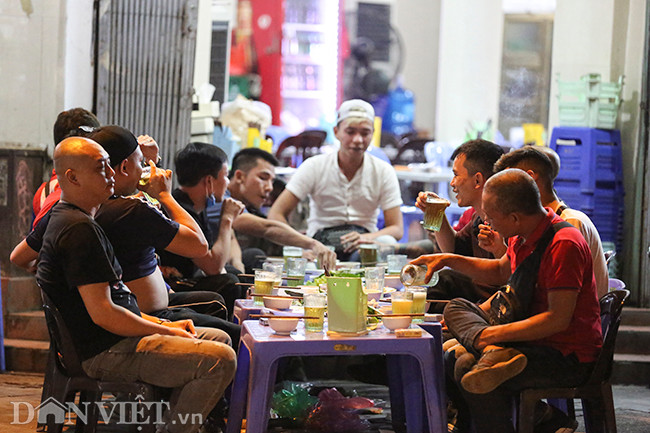 Hiện nay, số ca nhiễm Covid-19 tại Việt Nam được cập nhật liên tục hàng ngày. Số ca hồi phục là 17.