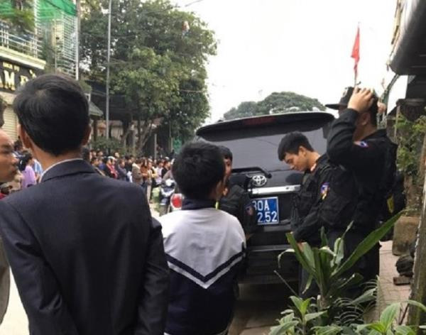 N phoi hop hinh su pha soi bac 'khung', bat 101 con bac the nao?