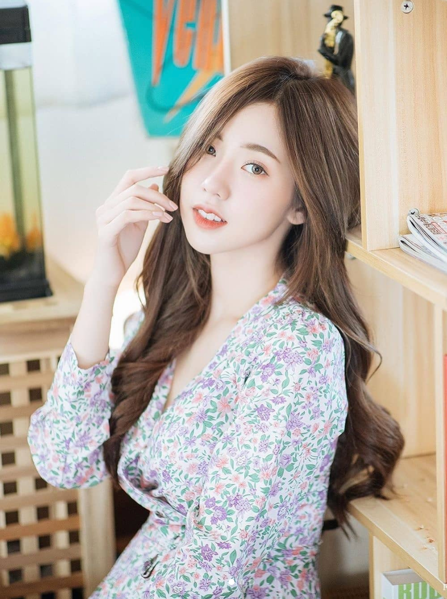 Trang Instagram cá nhân của hot girl Thái sở hữu hơn 73.000 lượt theo dõi. Mỗi bức ảnh cô đăng tải đều nhận được một lượng tương tác cực lớn.
