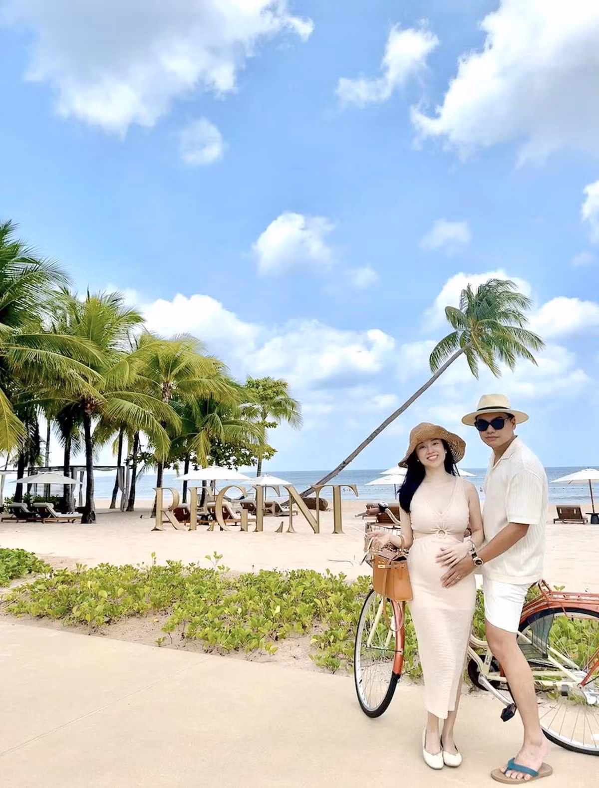 Chồng hiện tại của Ly Kute có mối quan hệ thân thiết với con trai riêng của cô và luôn đồng hành cùng cô trong việc chăm sóc, nuôi dạy con.