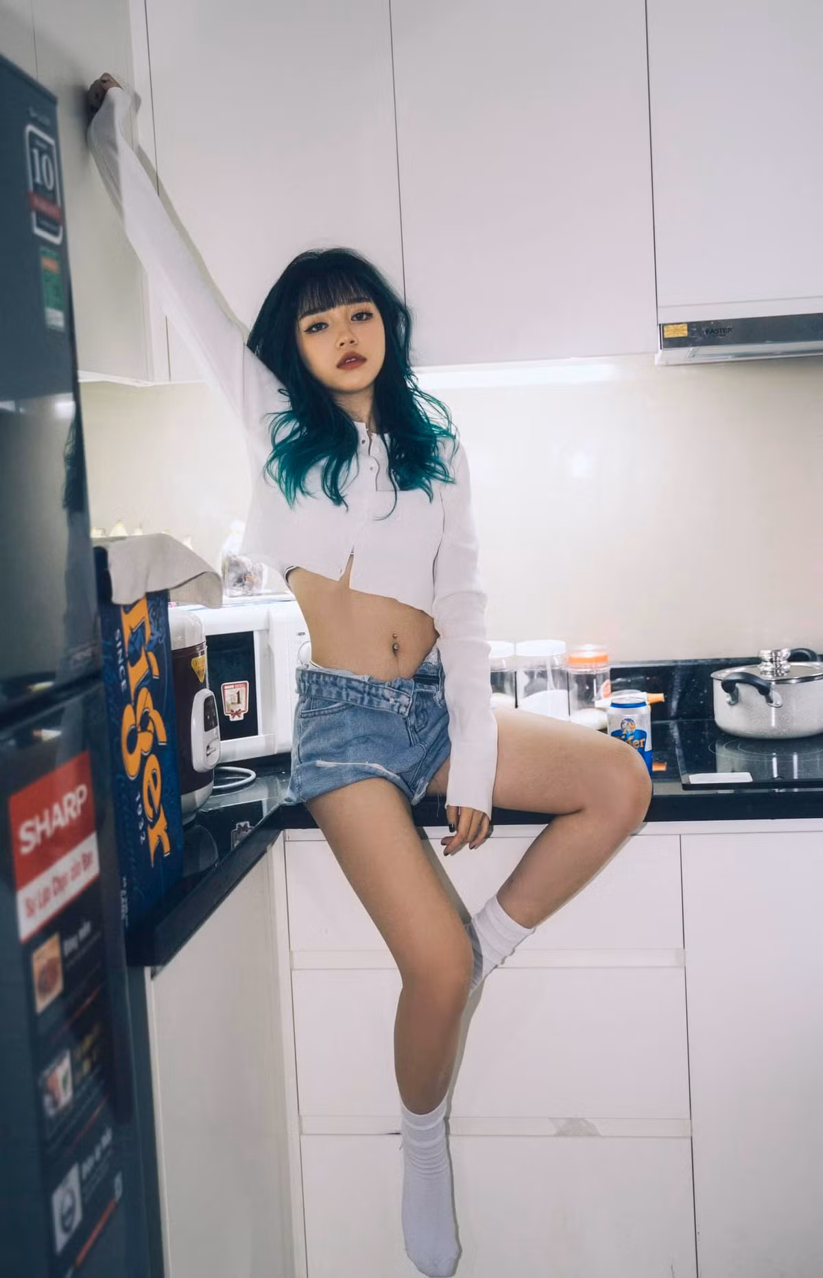 Trải qua hơn 3 năm gắn bó với nghề streamer, Linh Ngọc Đàm đã đạt được những thành quả nhất định. Không chỉ sở hữu một lượng fan đông đảo mà nguồn thu nhập của cô cũng là một con số mà nhiều bạn trẻ ngưỡng mộ và mơ ước.