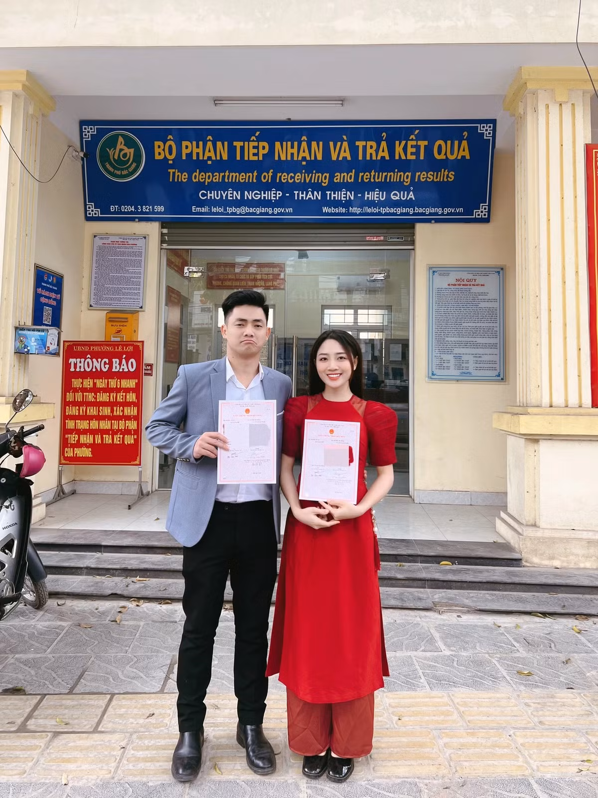 Chuyện tình của cặp đôi từ diễn xuất đến ngoài đời khiến nhiều fan rất ngưỡng mộ.