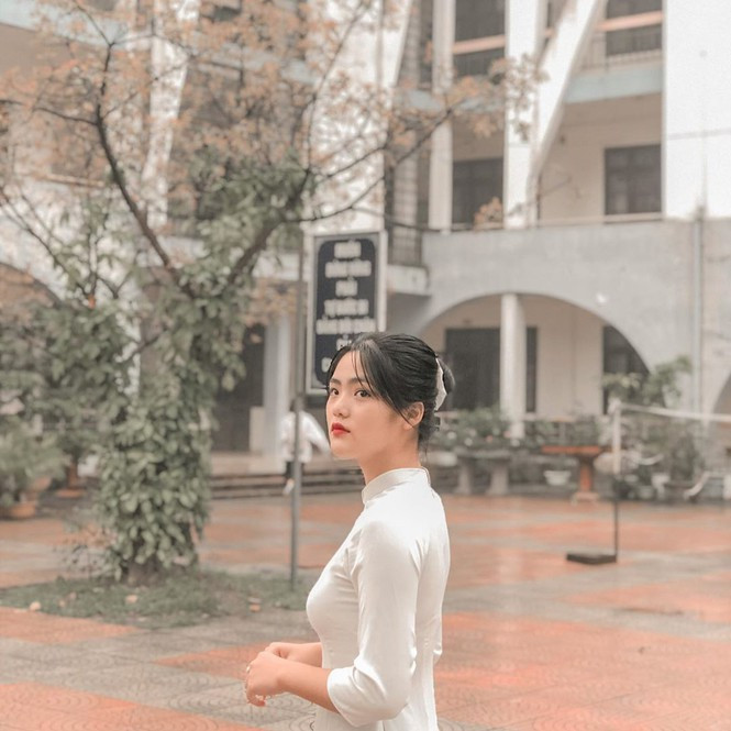 Những hình ảnh của Minh Ngọc luôn thu hút người xem, tuy nhiên cô nàng cho biết cô không làm người mẫu ảnh mà chỉ thích chụp ảnh cho vui.