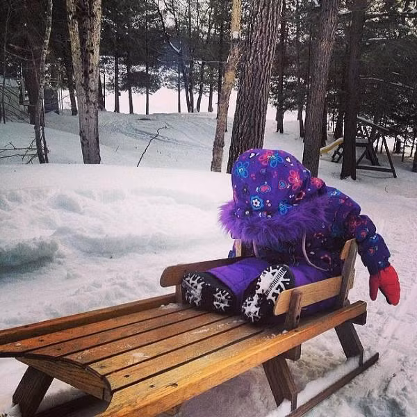 Trời rất lạnh và con thì buồn ngủ.