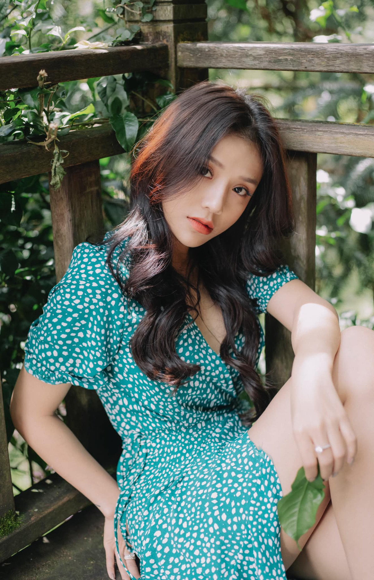 Trái ngược hoàn toàn với hình ảnh cô gái nhẹ nhàng, tình cảm và sâu lắng trong các clip cover âm nhạc, Thương Võ tự nhận là một người có tính cách khá lầy, thẳng tính và sống hết mình vì đam mê. "Mình thấy rằng cứ sống hết mình với đam mê và luôn là chính mình là được. Hãy cứ nhìn nhận mọi thứ xung quanh với thái độ lạc quan, yêu đời nhất" - hot girl 9x cho hay.