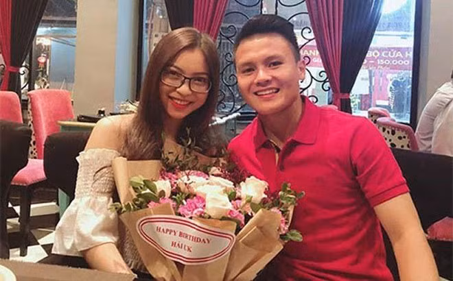 Nhật Lê và Quang Hải chia tay vào hồi tháng 8/2019 sau 3 năm bên nhau, từ khi cầu thủ còn chưa nổi tiếng.