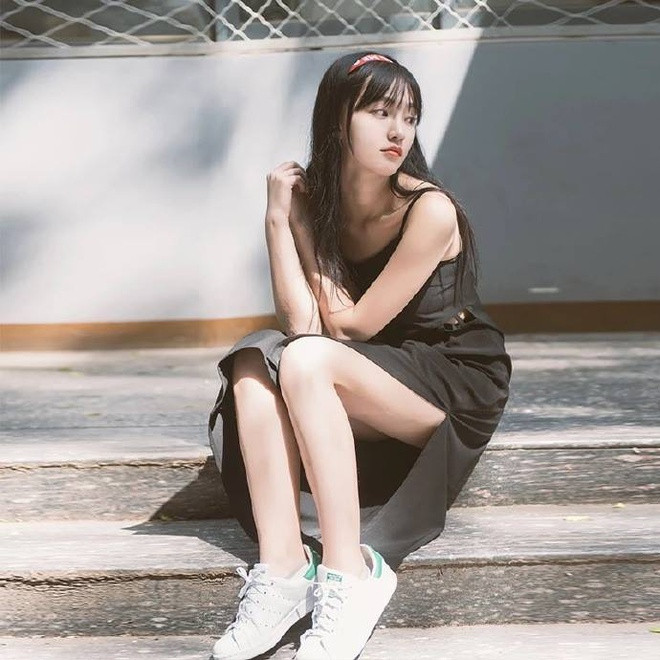 Sau khi trở thành hiện tượng mạng, Xán Xán nhanh chóng có nhiều người hâm mộ và trở thành hot girl được kỳ vọng cao. Sự nổi tiếng bất ngờ cũng giúp nữ sinh khoa Nghệ thuật biểu diễn rộng mở trên con đường tiến vào giới giải trí.